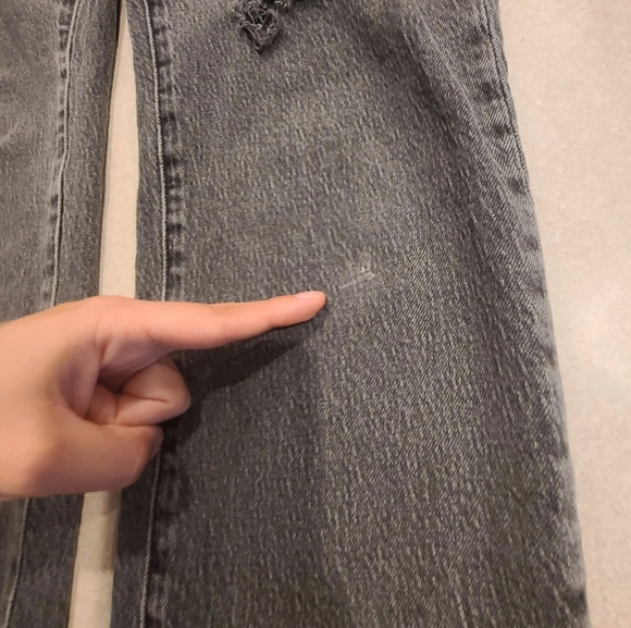 Madewell | The Perfect Vintage Jean in Cosner Wash: Knee-Rip Edition Size 28 - Picture 13 of 13